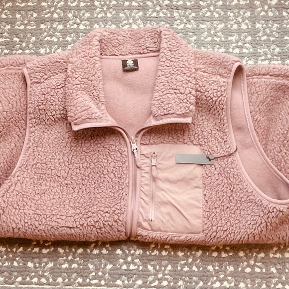 Ladies XL Sherpa Vest Mauve New - Picture 6 of 9